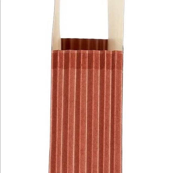 NWT Staples Five File Pockets Expanding 5 1/4” Letter Size. Brown. - Picture 2 of 7